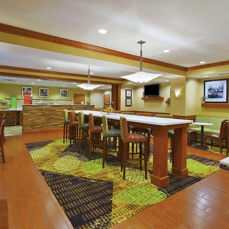 Hampton Inn Commerce/Novi Bagian luar foto