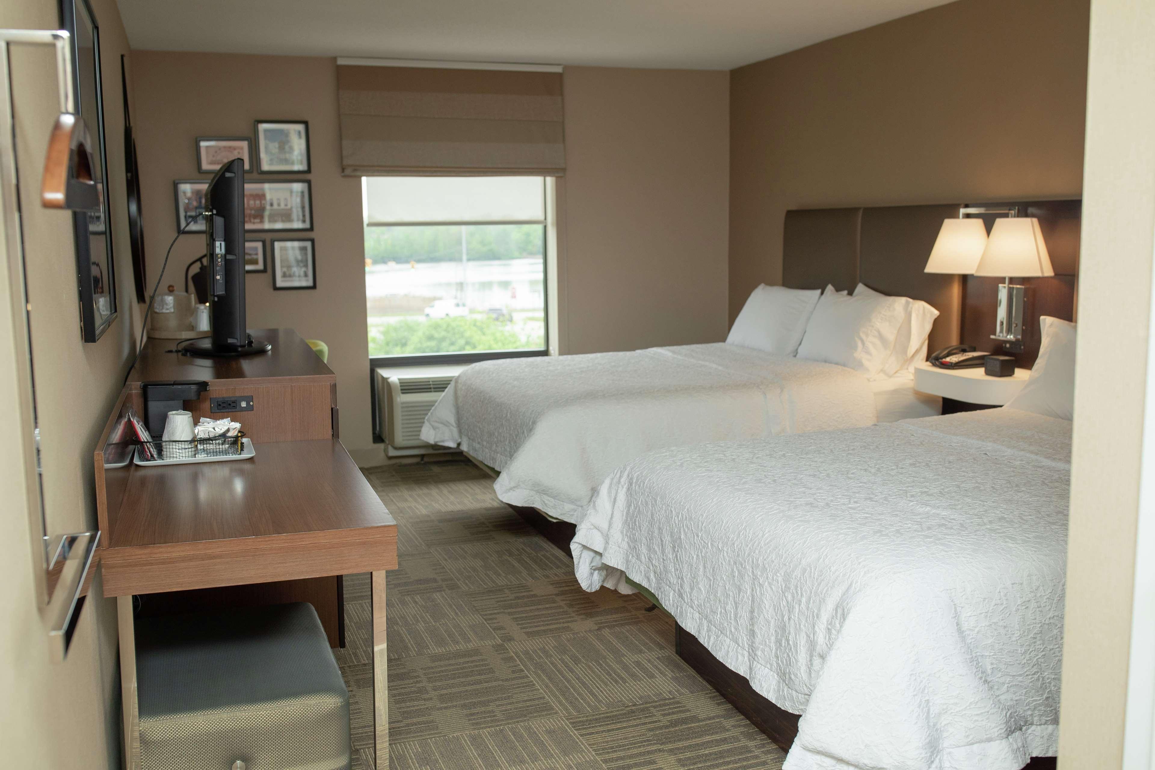 Hampton Inn Commerce/Novi Bagian luar foto