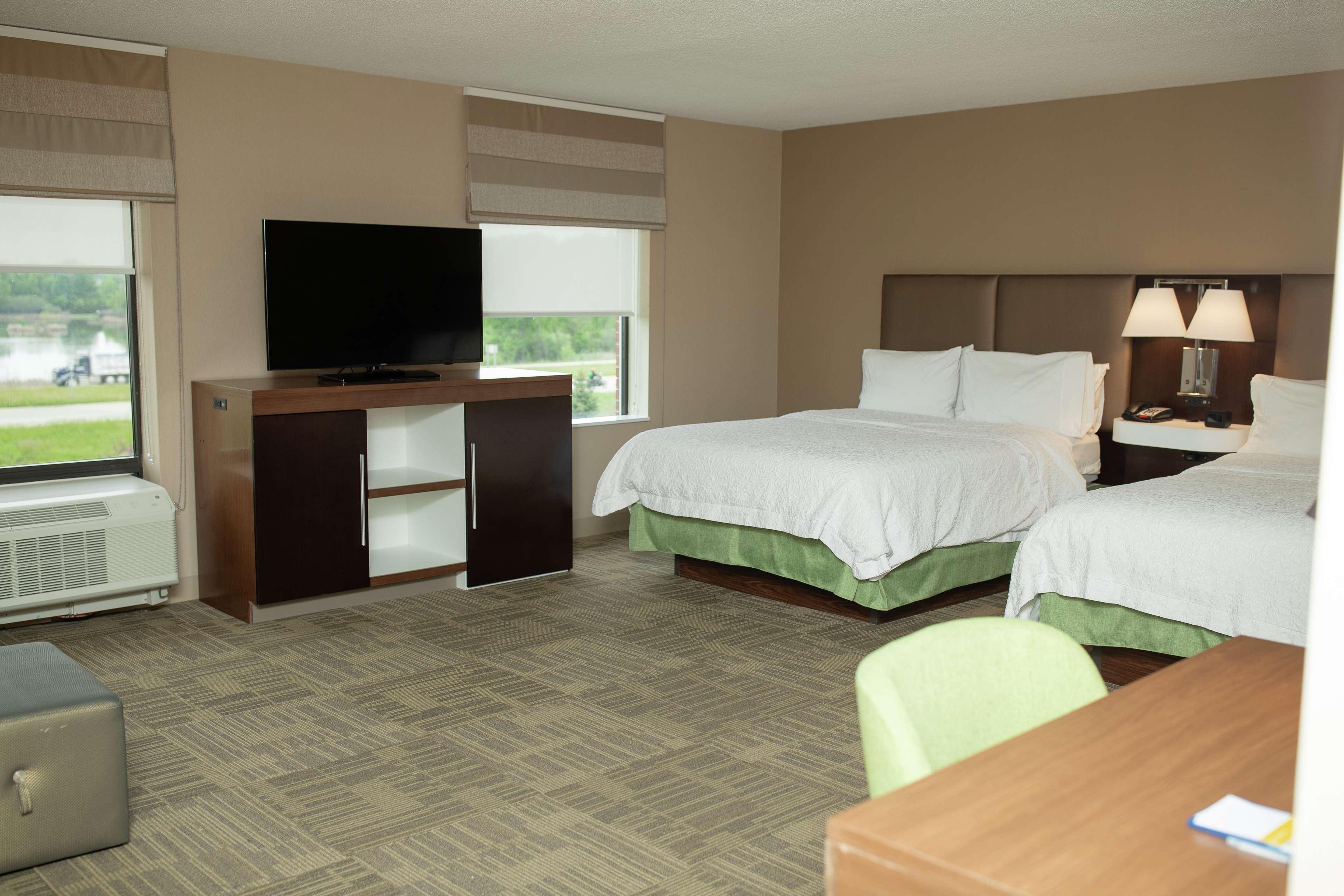 Hampton Inn Commerce/Novi Bagian luar foto