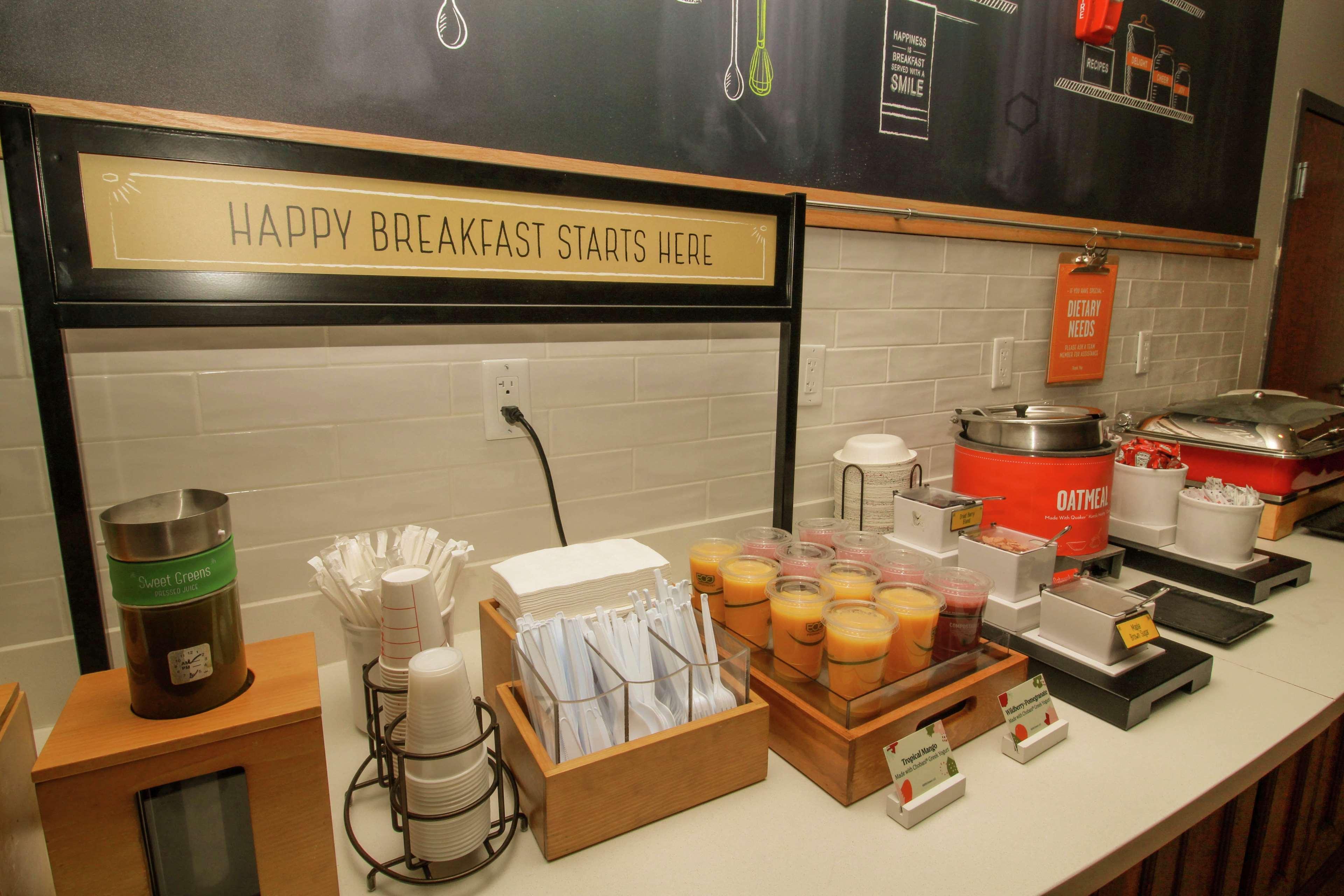 Hampton Inn Commerce/Novi Bagian luar foto