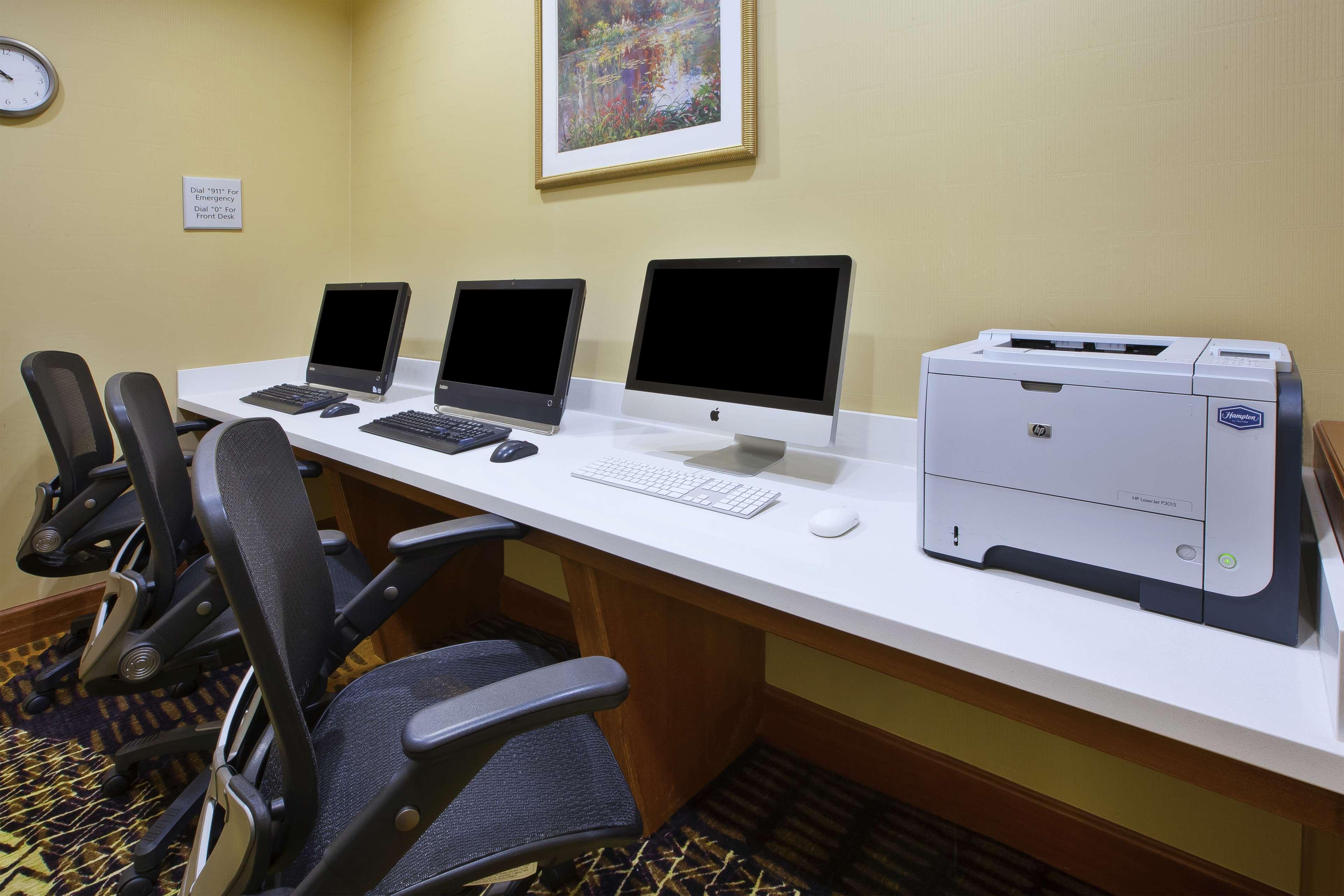 Hampton Inn Commerce/Novi Bagian luar foto