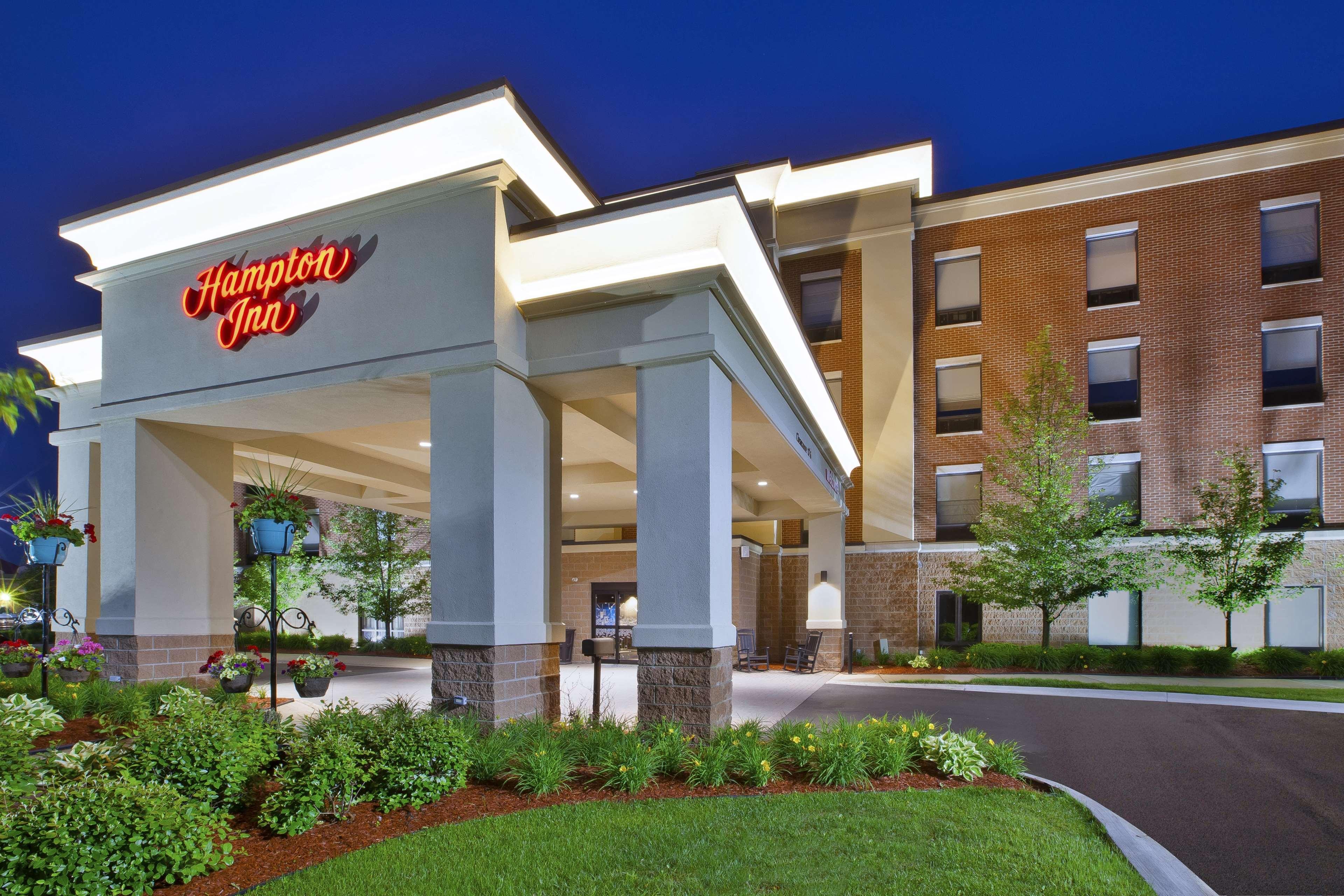 Hampton Inn Commerce/Novi Bagian luar foto