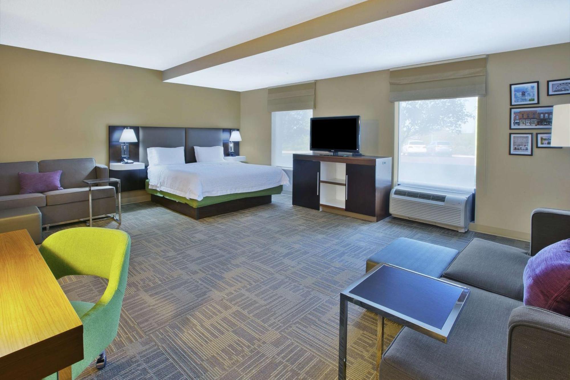 Hampton Inn Commerce/Novi Bagian luar foto